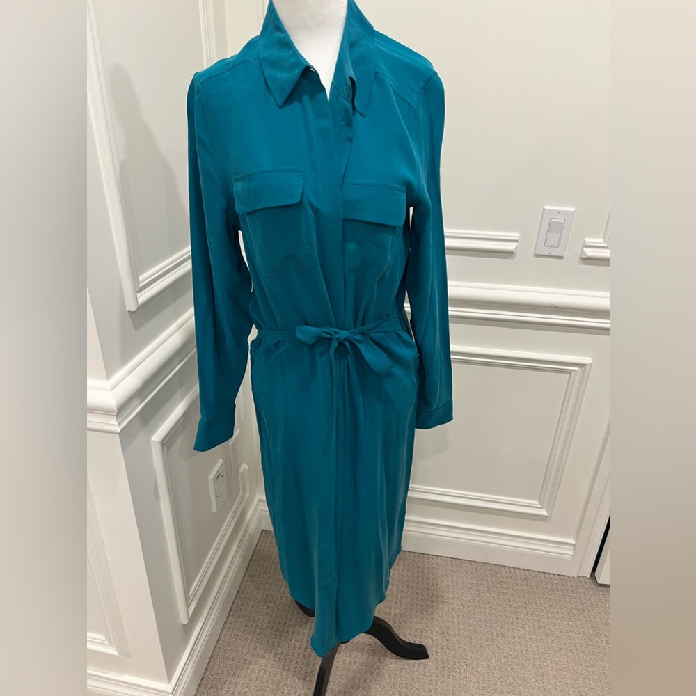 Equipment silk dress. Size M. Bnwt